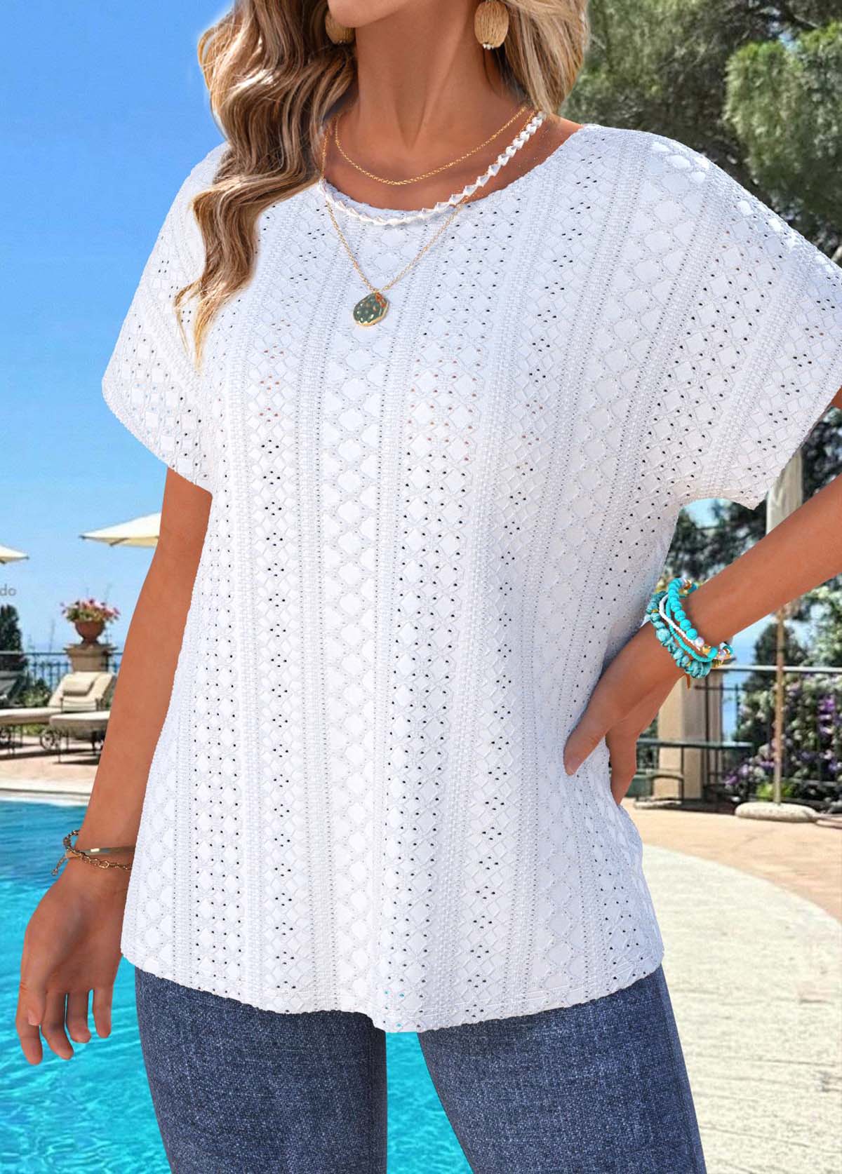 White Tummy Coverage Short Sleeve Round Neck T Shirt | picture 