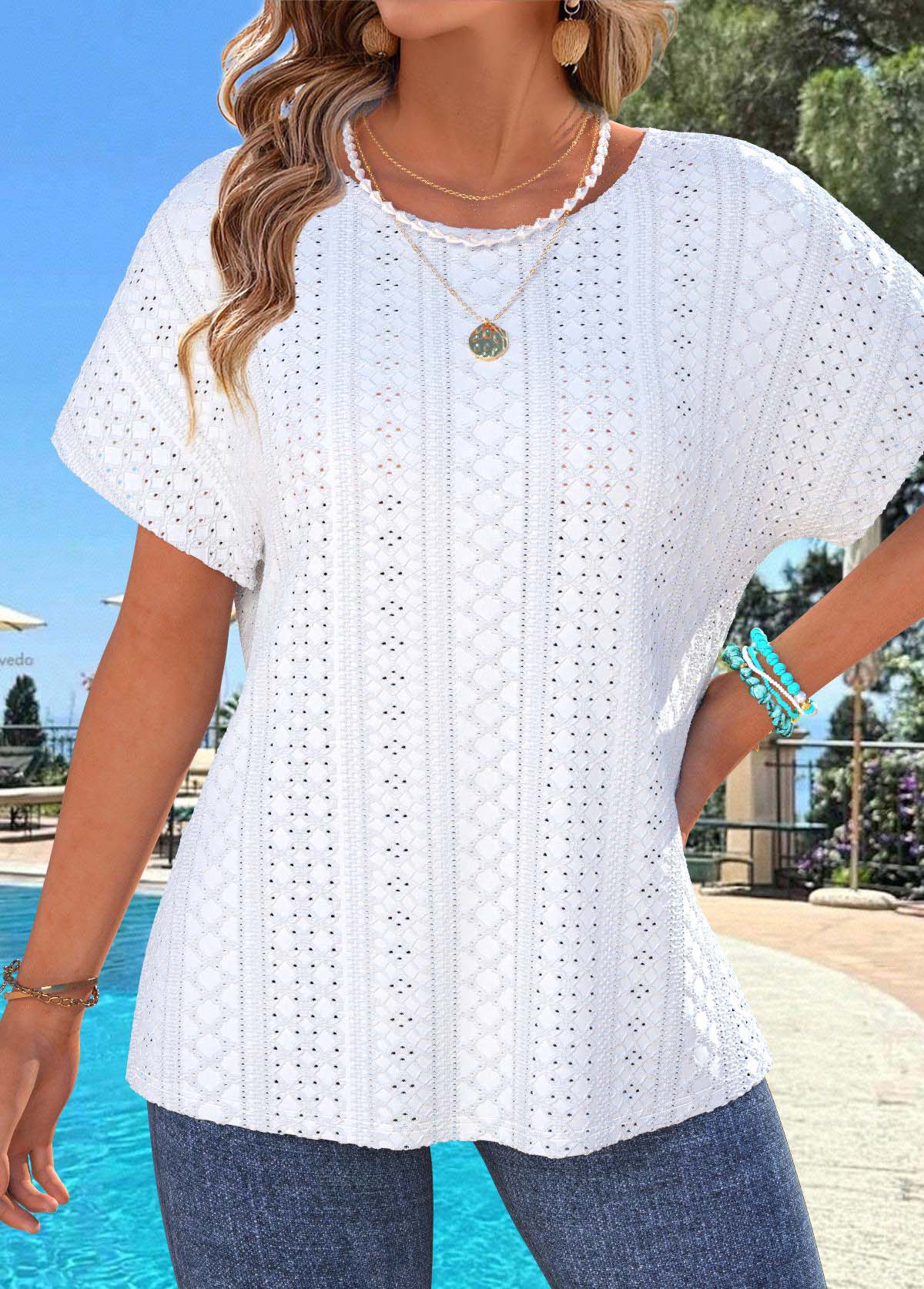 White Tummy Coverage Short Sleeve Round Neck T Shirt | picture 