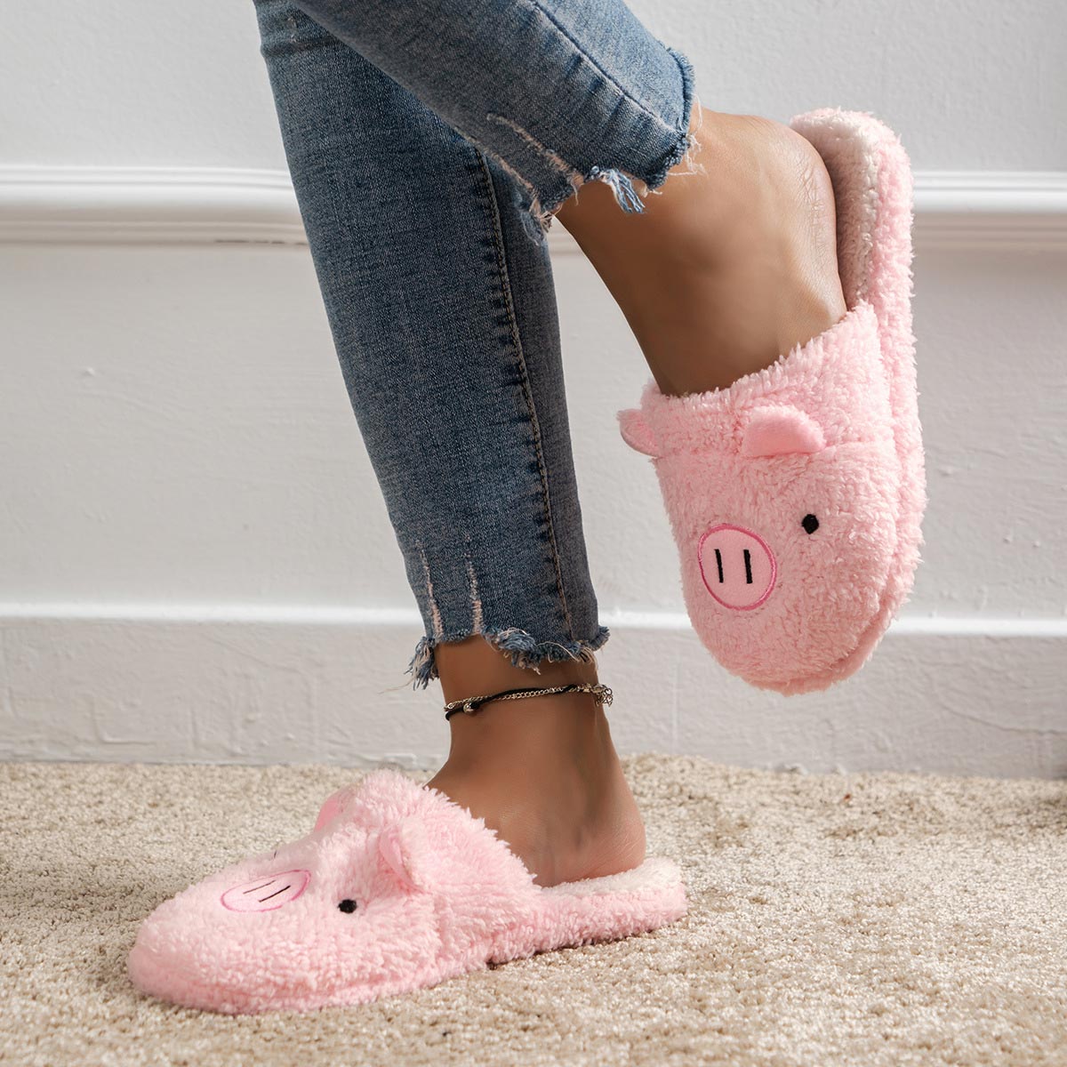 Pink Animal Print Closed Toe Falt Slippers | picture 