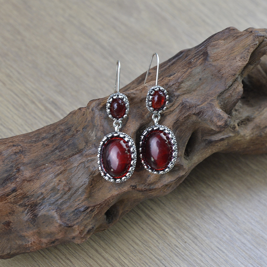 Deep Red Baroque Oval Alloy Earrings | picture 