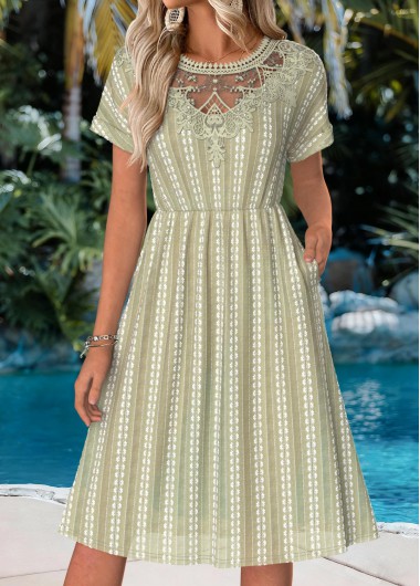 women clothes image of Sage Green Tummy Coverage Floral Print Short Sleeve Dress