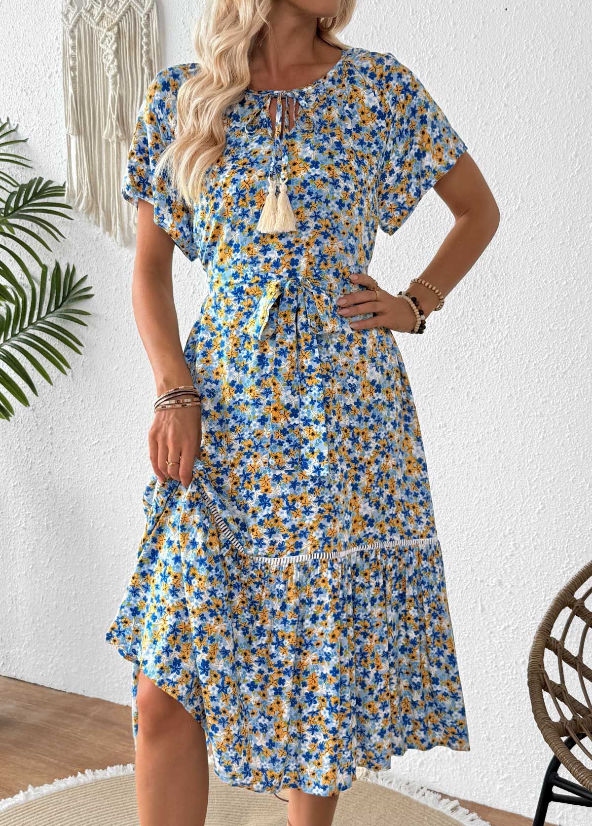 Blue Ditsy Floral Print Patchwork Belted Short Sleeve Dress | picture 