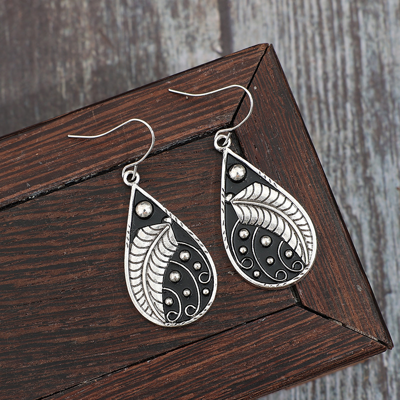 Silver Color Droplet Alloy Detail Earrings | picture 