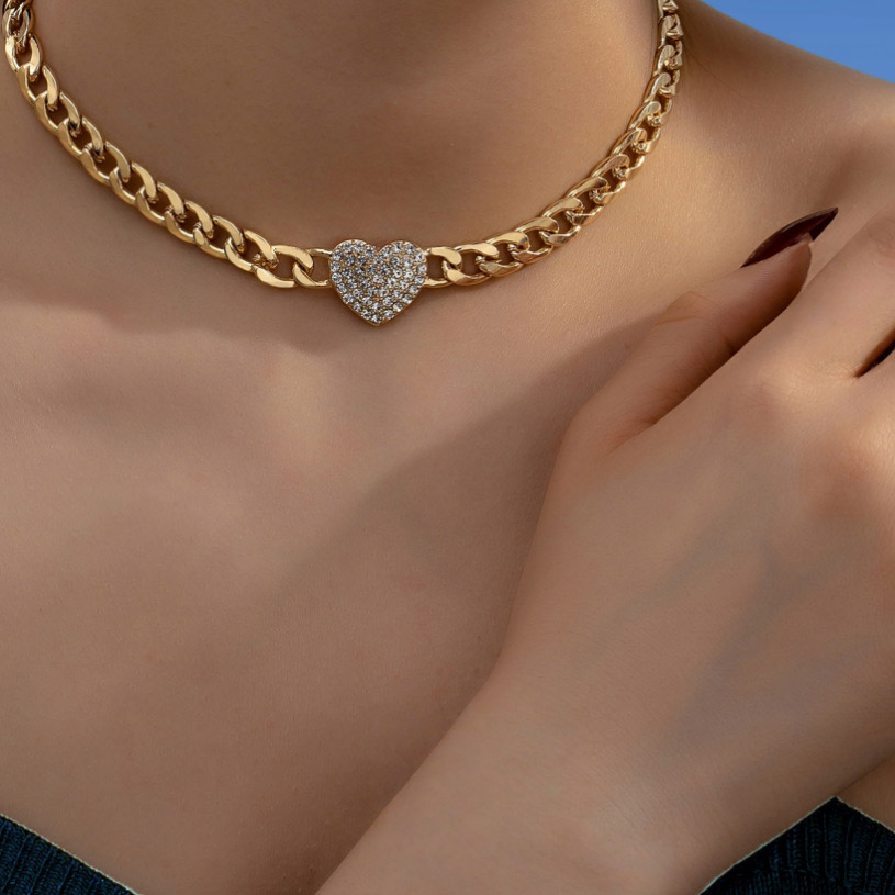 Golden Color Heart Alloy Detail Necklace | picture 