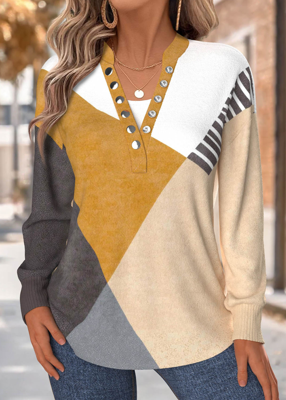 Light Camel Tummy Coverage Geometric Print Long Sleeve Sweatshirt | picture 
