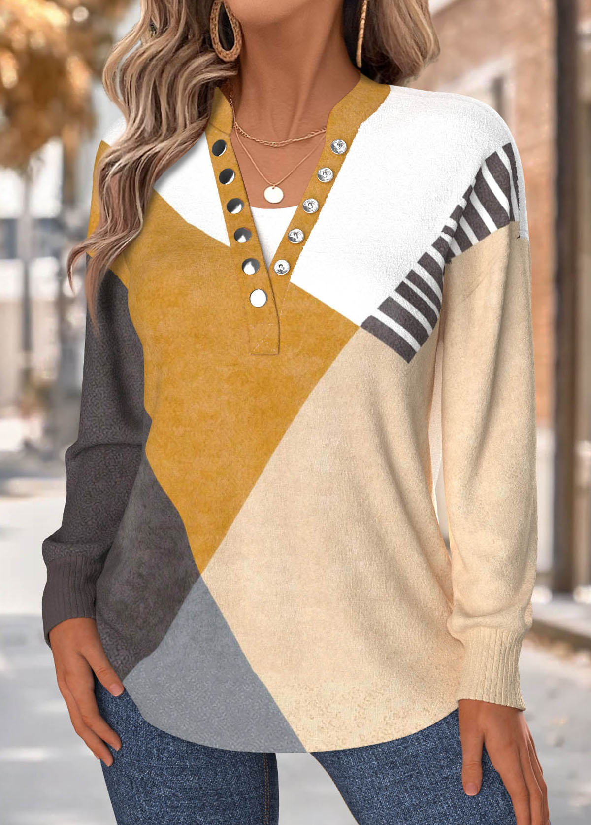 Light Camel Tummy Coverage Geometric Print Long Sleeve Sweatshirt | picture 