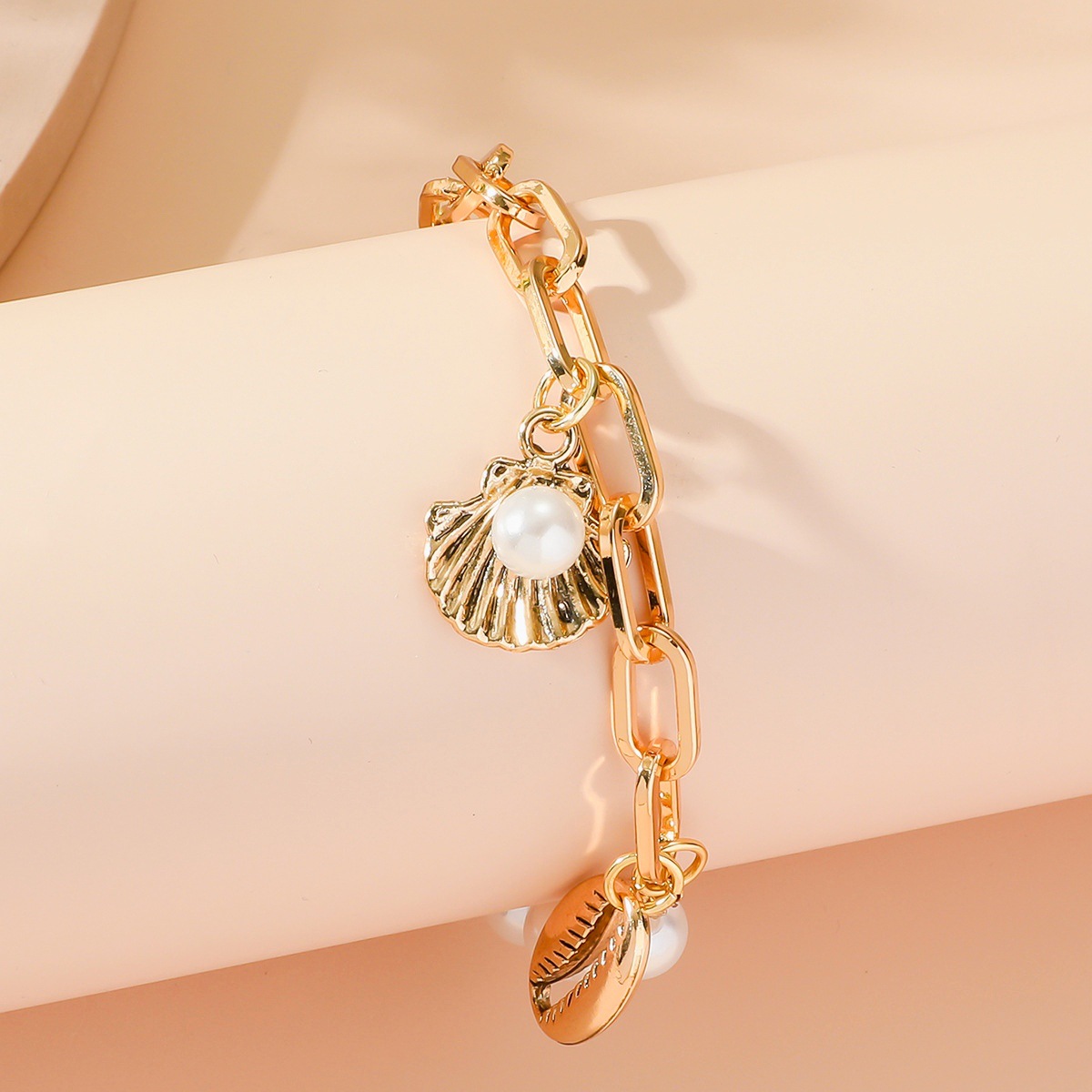 Golden Color Shell Alloy Detail Bracelet | picture 