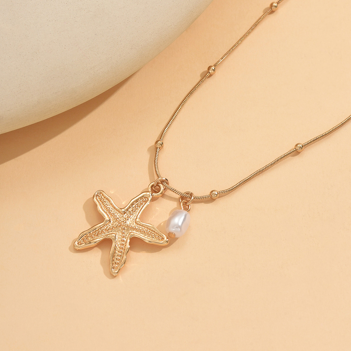 Golden Starfish Pearl Design Alloy Necklace | picture 