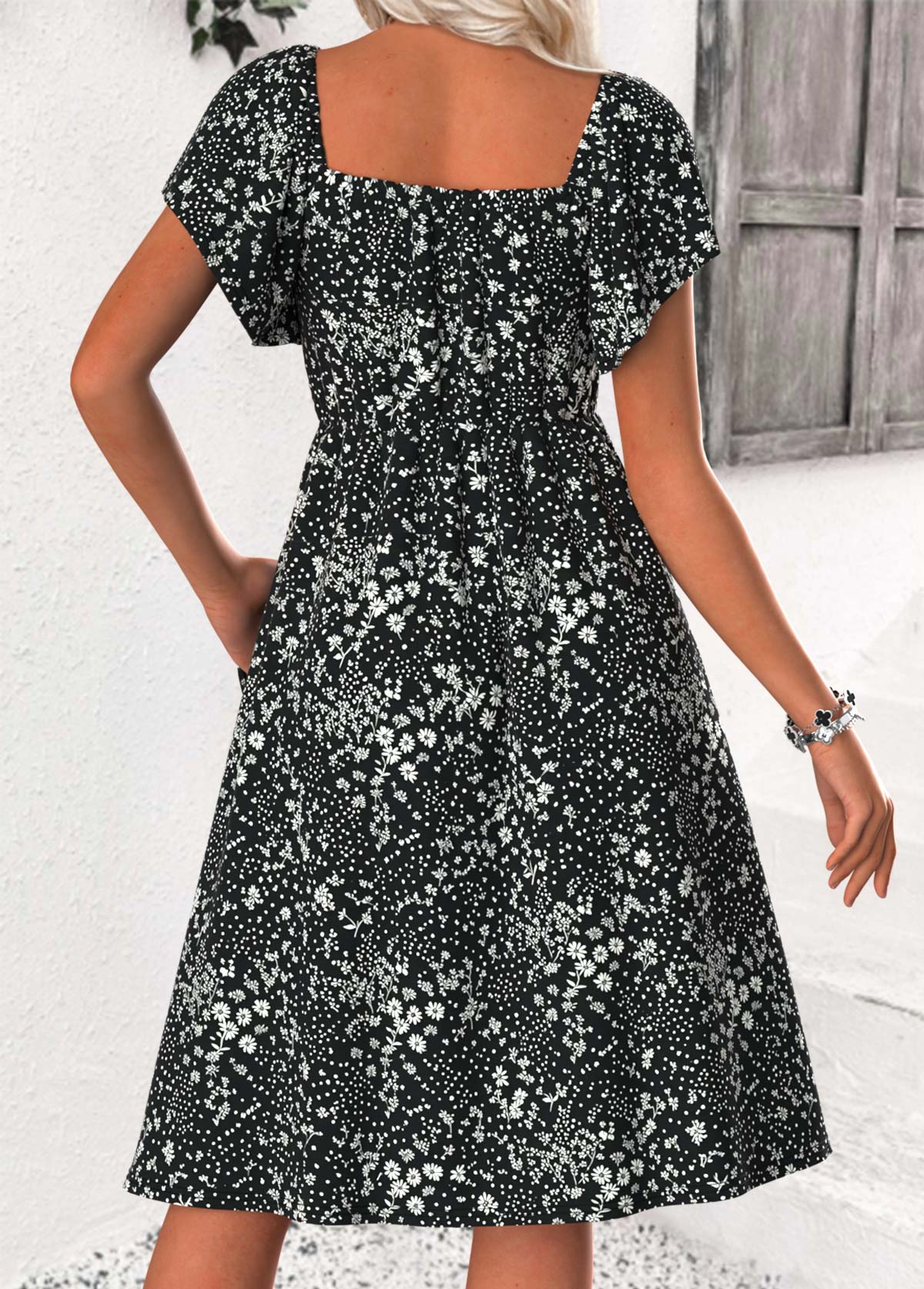 Black Tummy Coverage Ditsy Floral Print Short Sleeve Dress | picture 