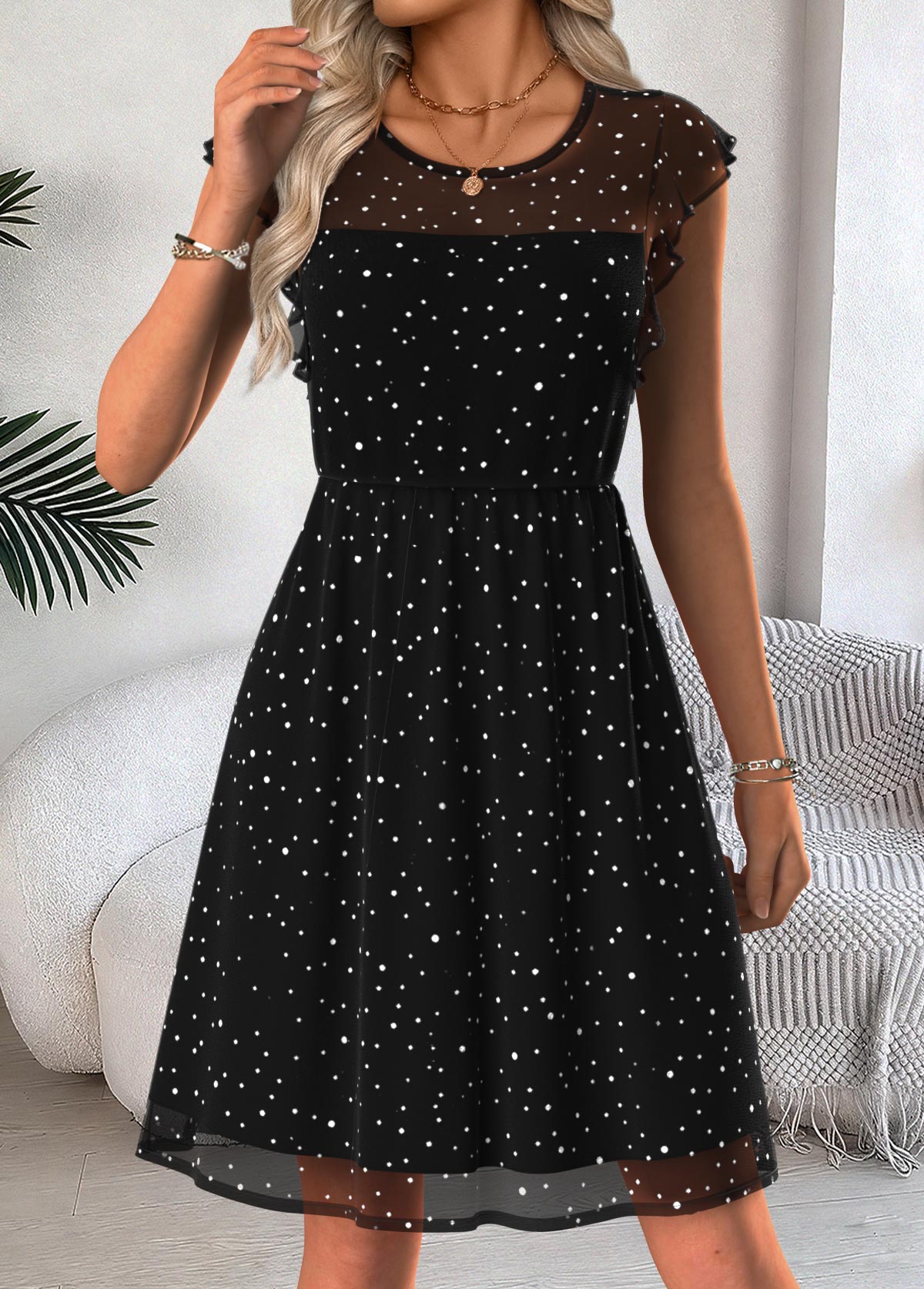 Black Tummy Coverage Short Sleeve Round Neck Dress | picture 