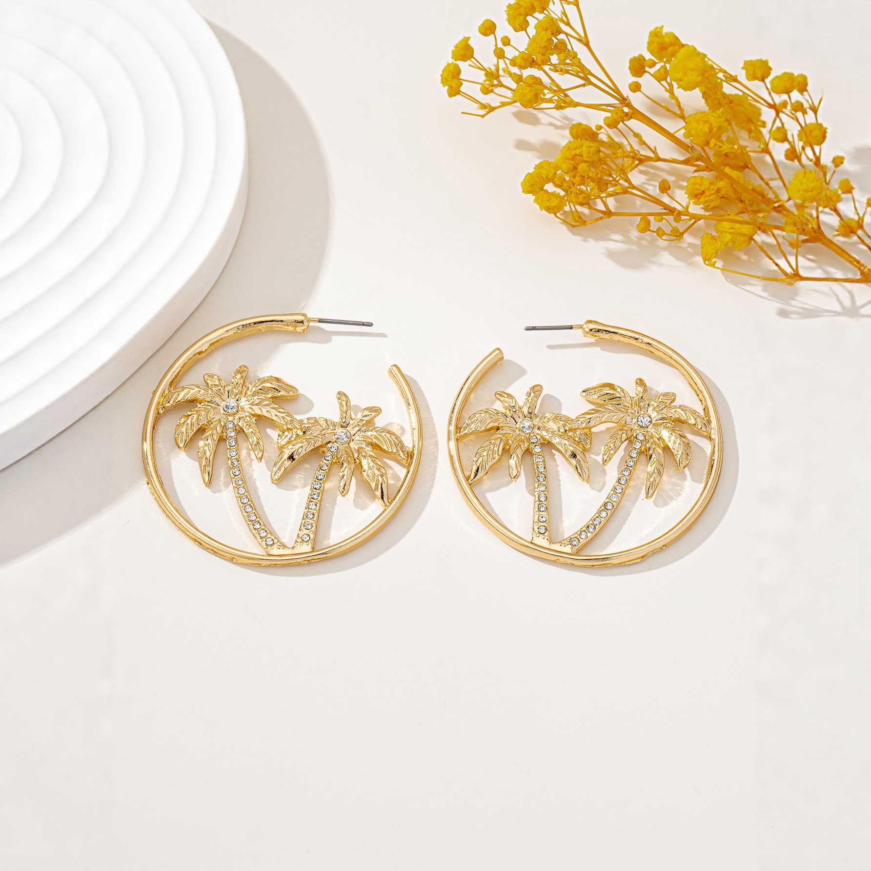 Golden Coconut Tree Circle Alloy Earrings | picture 