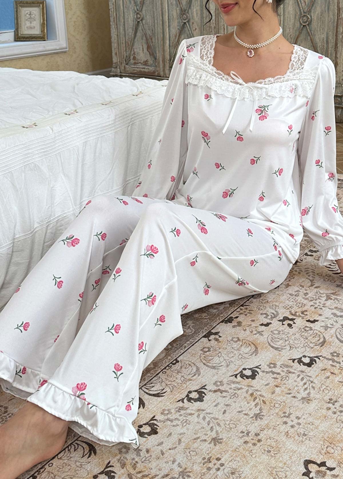White Floral Print Long Sleeve Lounge Top and Pants | picture 
