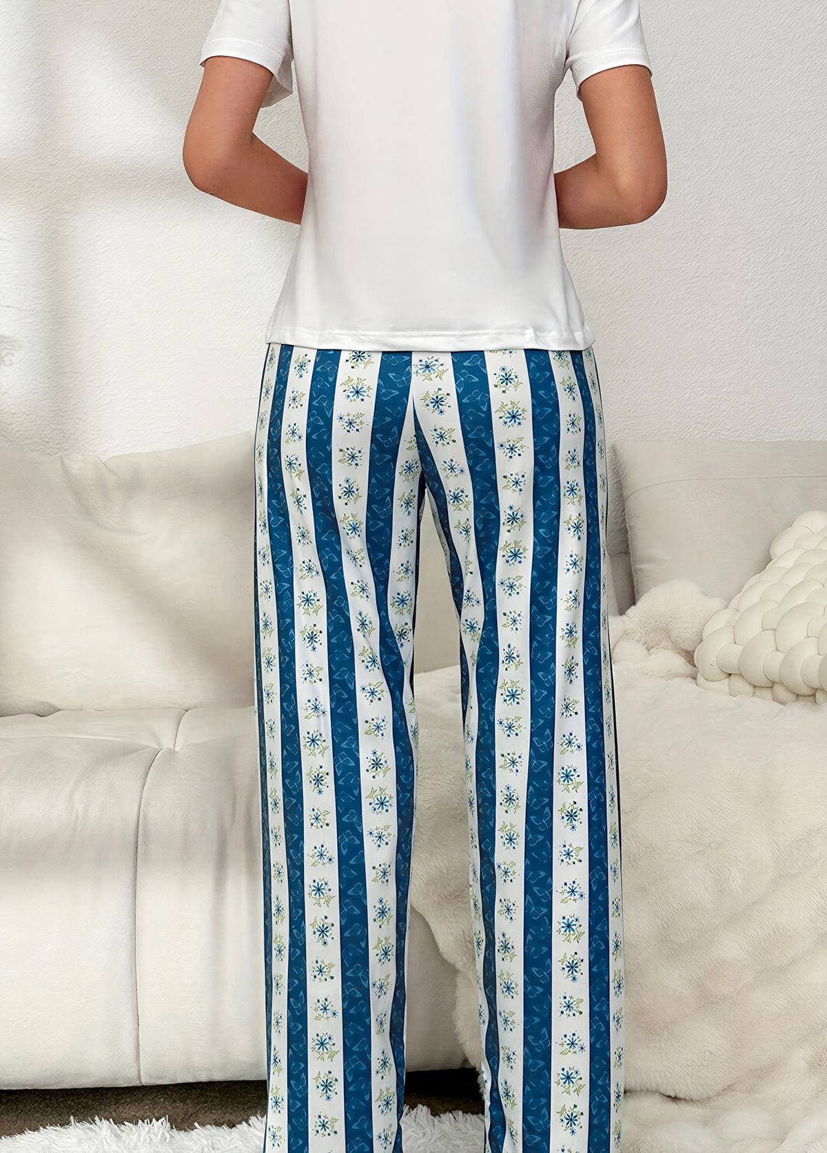 Blue Butterfly Print Short Sleeve Lounge Top and Pants | picture 