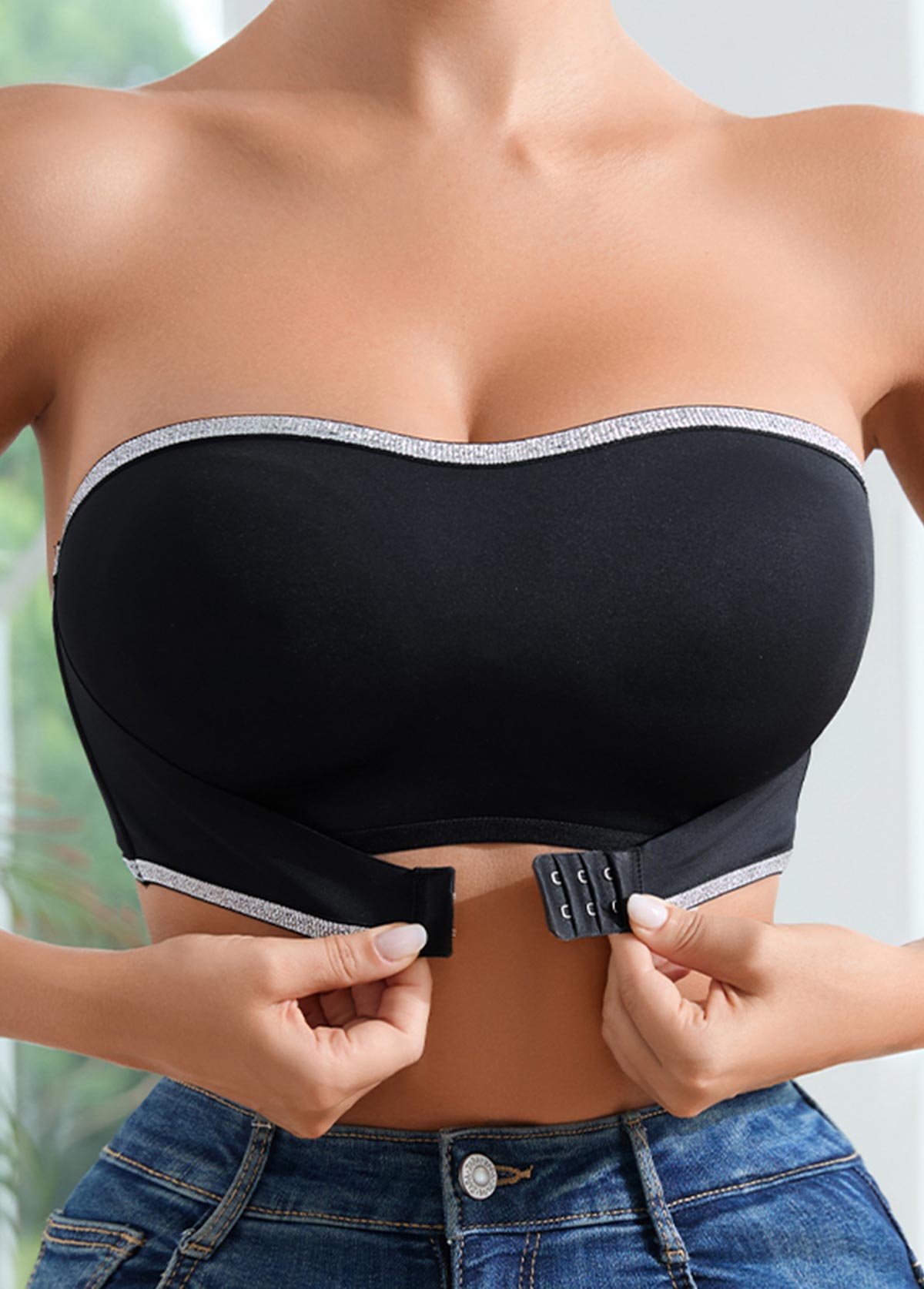 Black Seamless Patchwork Strapless Bandeau Bra | picture 