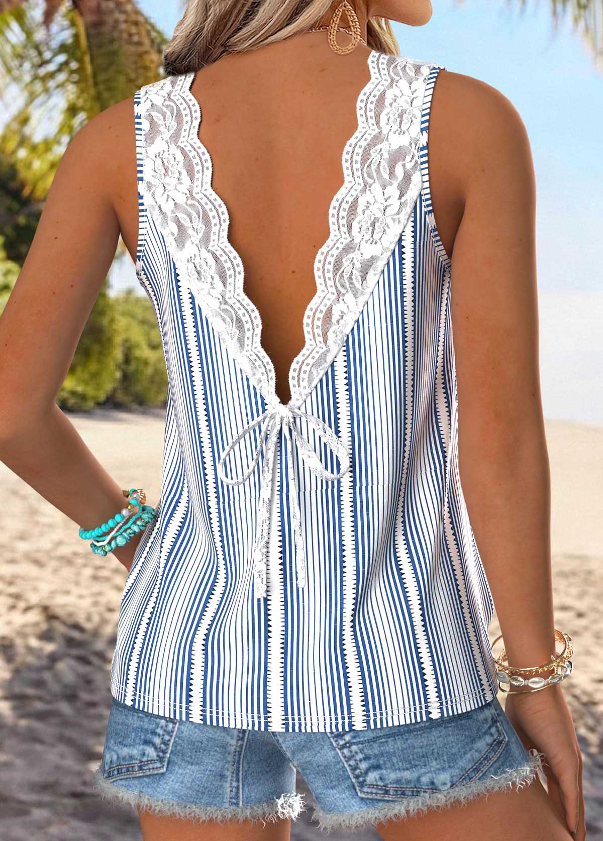 Light Blue Geometric Print Sleeveless Round Neck Tank Top | picture 