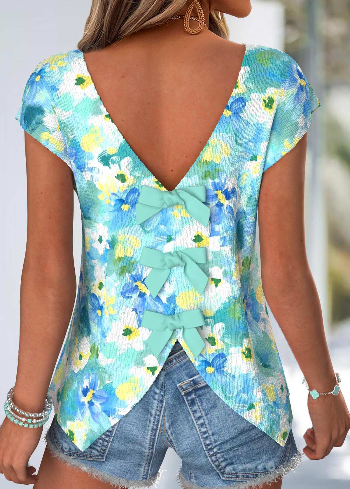 Light Green Tummy Coverage Floral Print T Shirt | picture 