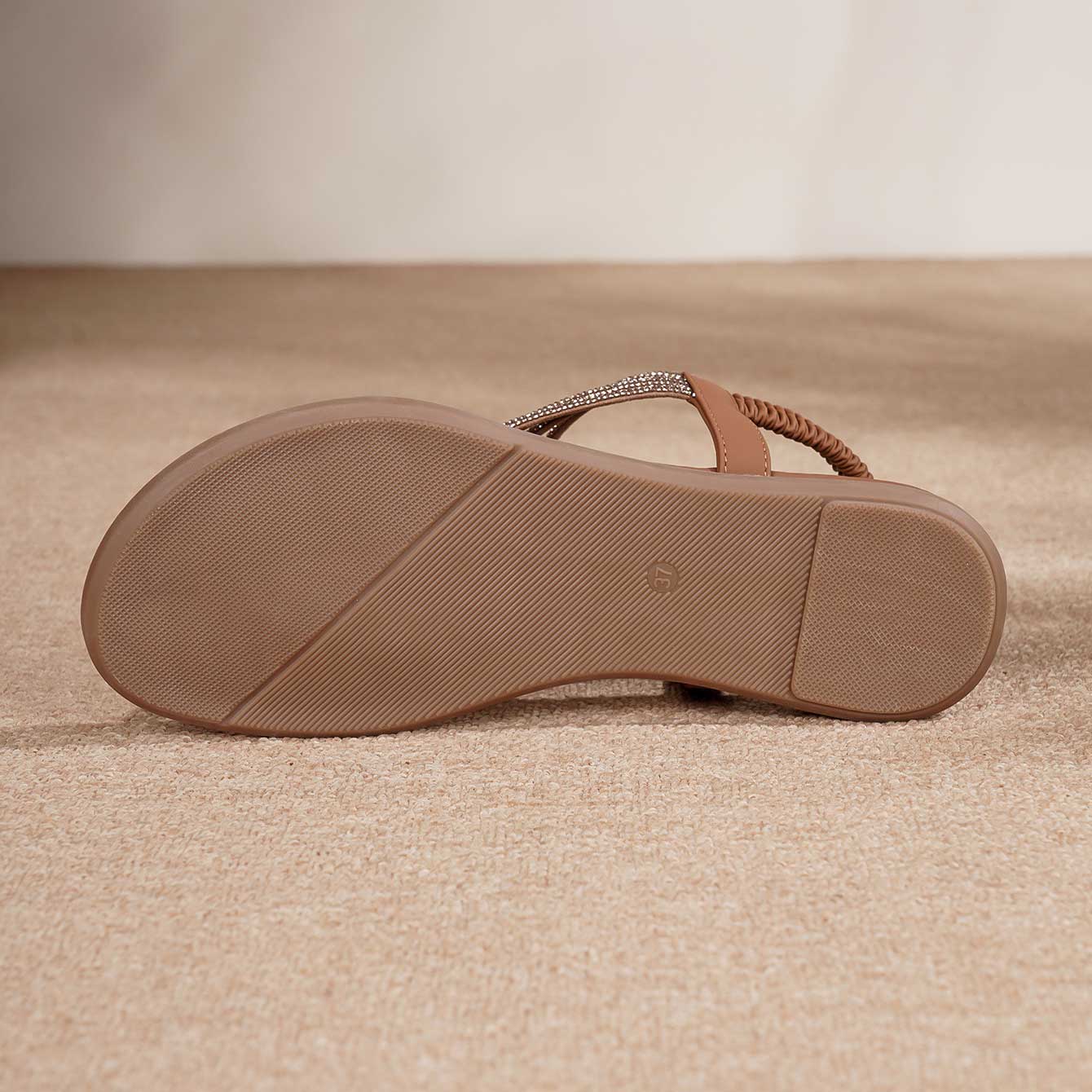 Dark Coffee Color Toe Post Falt | picture 