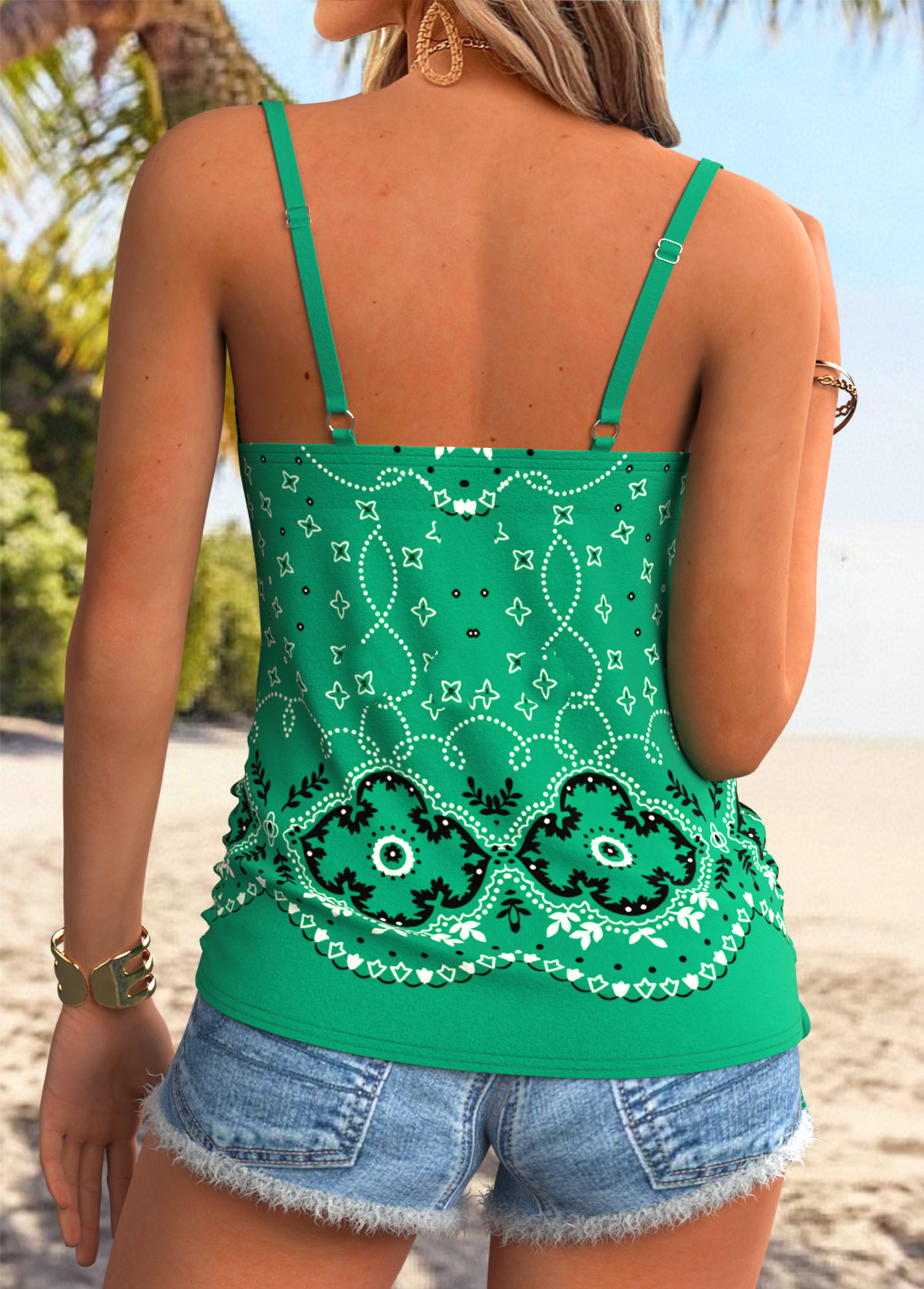 Green Geometric Print Curved Hem Strappy Camisole Top | picture 