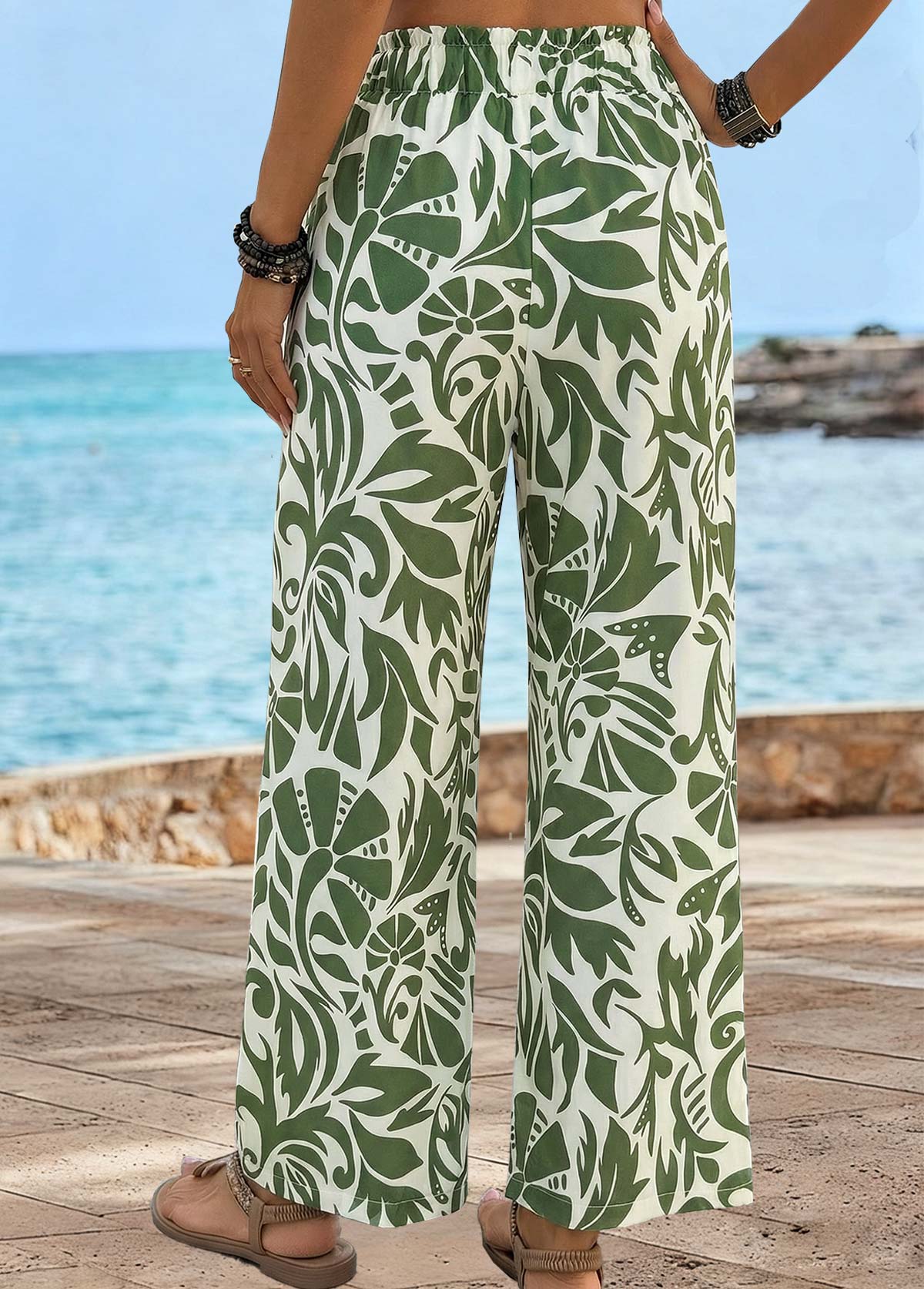 Olive Green Soft Plants Print Wide Leg Pants | picture 