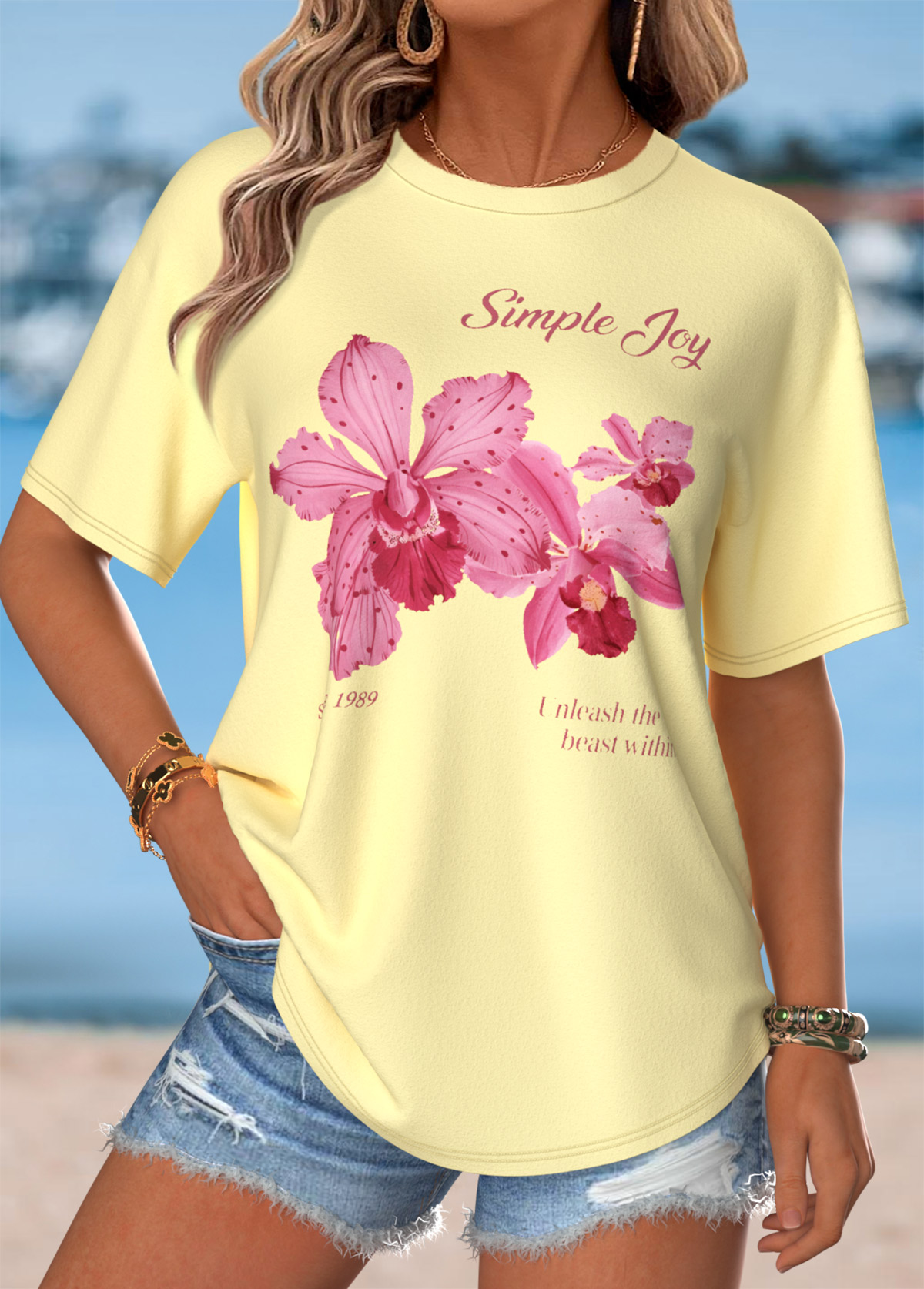 Light Yellow Floral Print Short Sleeve T Shirt | picture 