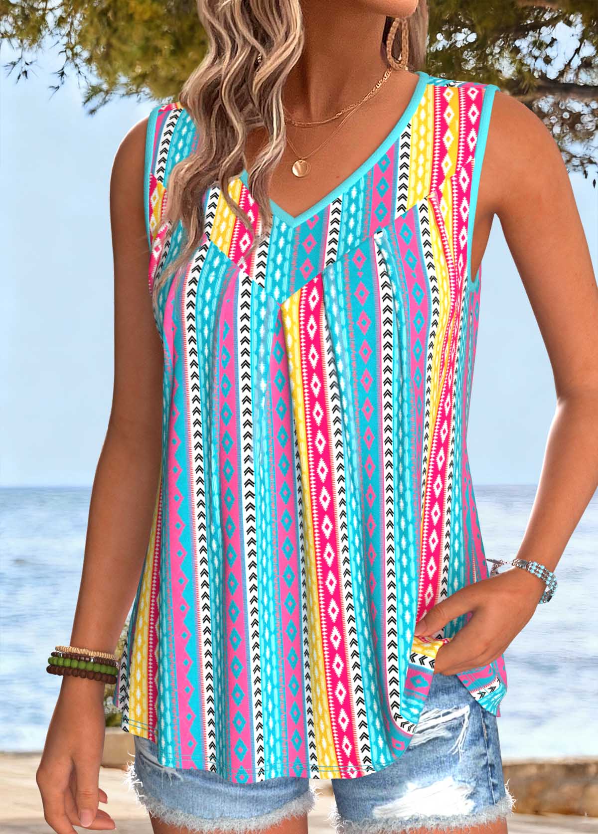 Multi Color Striped Curved Hem Sleeveless Tank Top | picture 