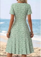Light Green Ditsy Floral Print Surplice Short Sleeve Dress | thumb picture 