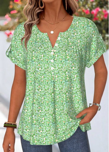 women clothes image of Light Green Ditsy Floral Print Smocked T Shirt