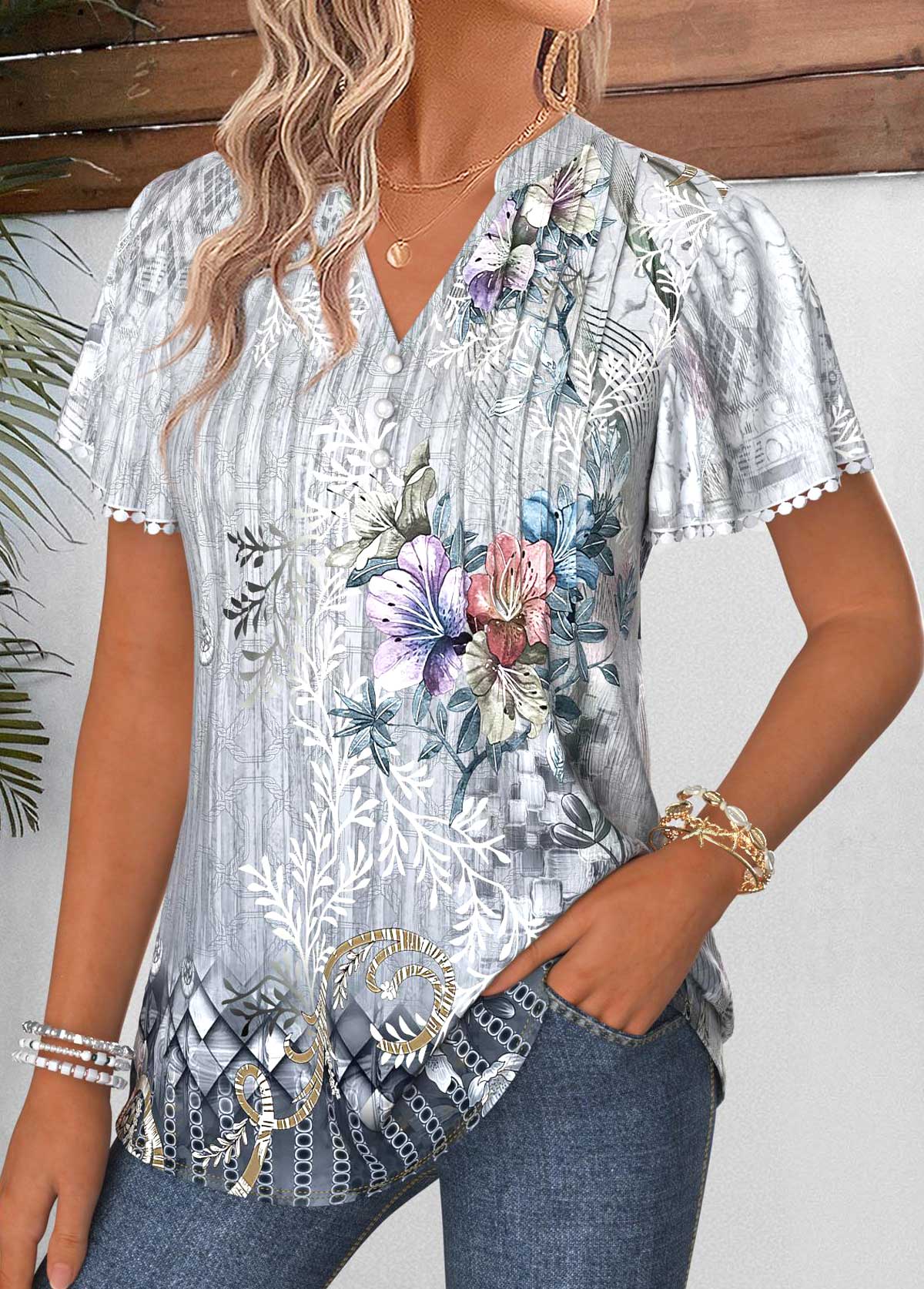 Light Grey Random Floral Print Curved Hem T Shirt | picture 