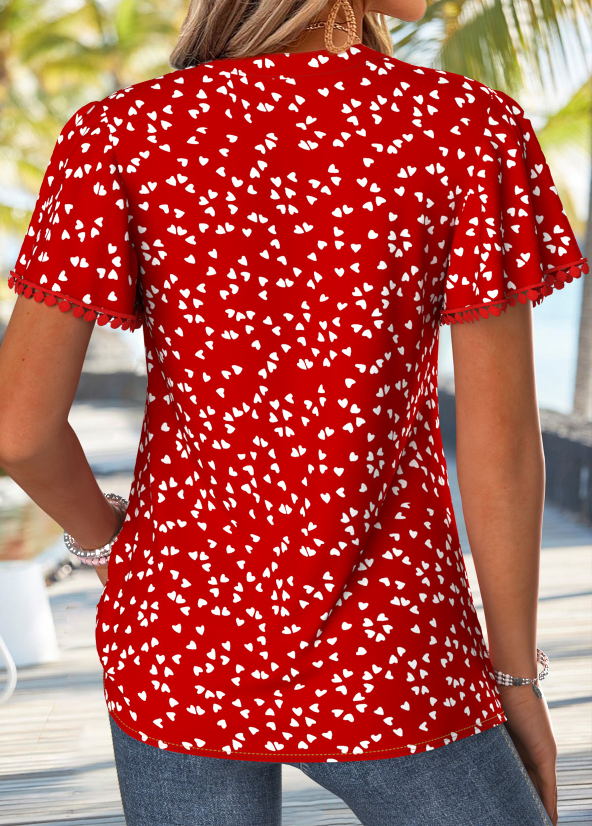Red Heart Print Curved Hem Short Sleeve T Shirt | picture 