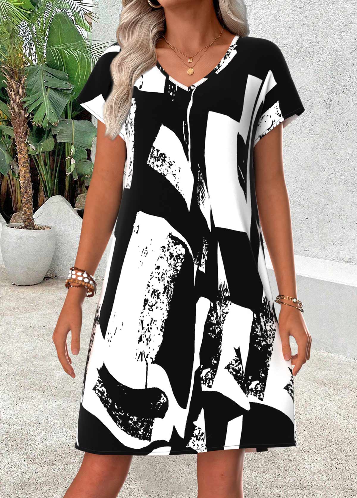 Black Geometric Print Short Tummy Coverage A Line Dress | picture 