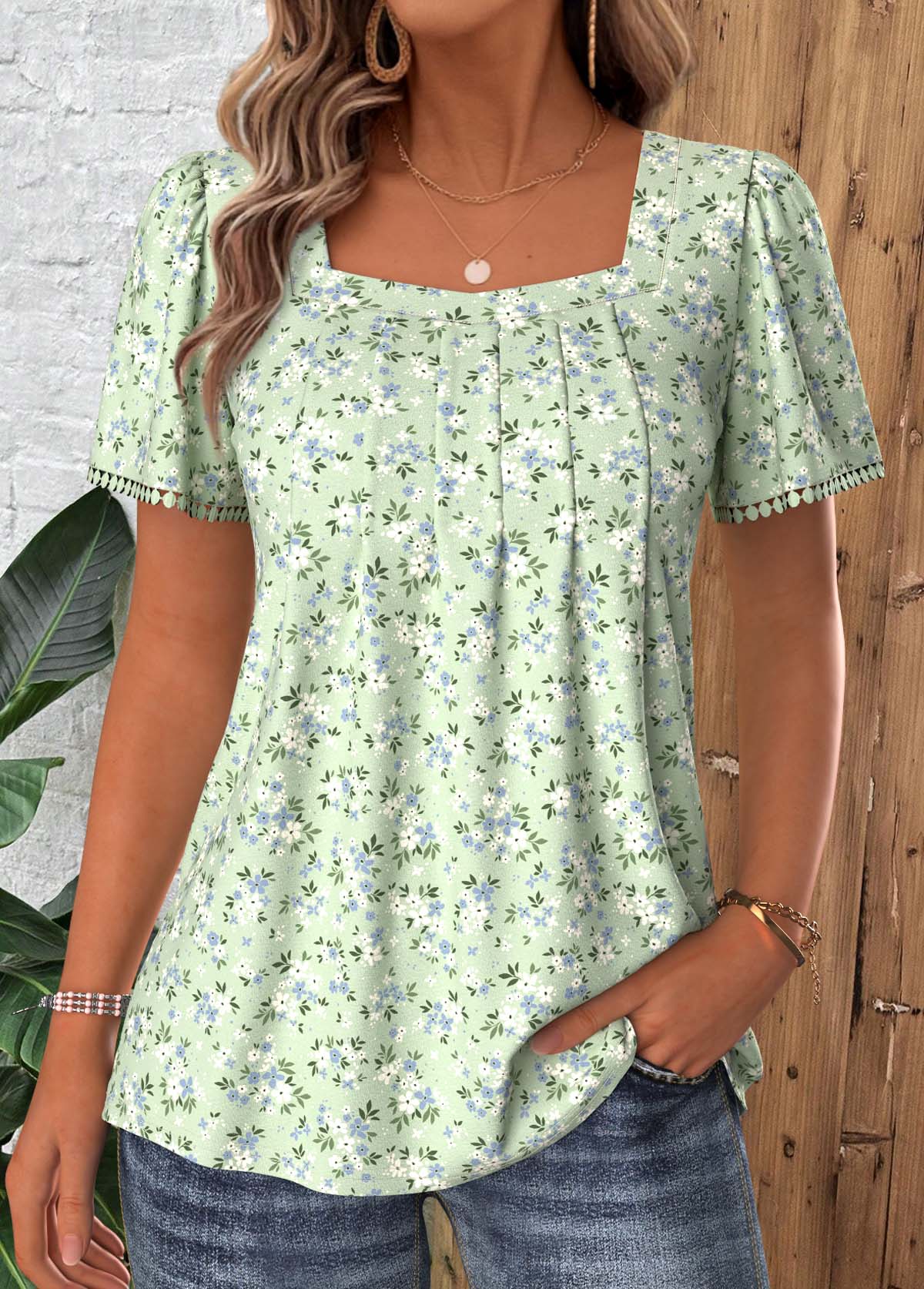 Light Green Floral Print Pleated Short Sleeve T Shirt | picture 