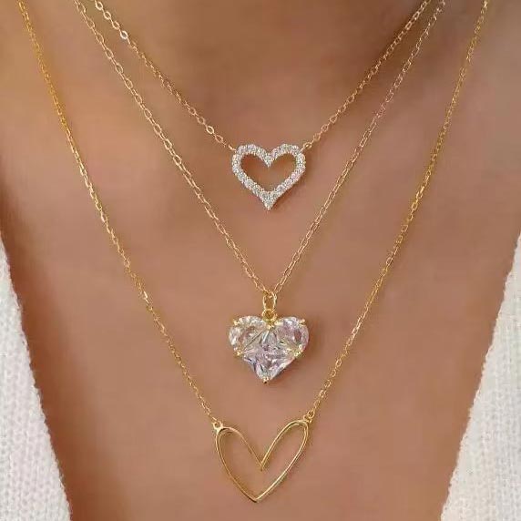 Golden Color Heart Alloy Detail Necklace | picture 