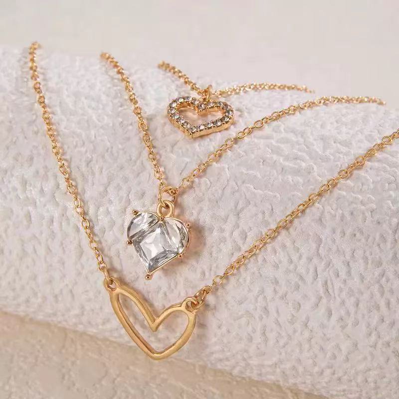 Golden Color Heart Alloy Detail Necklace | picture 