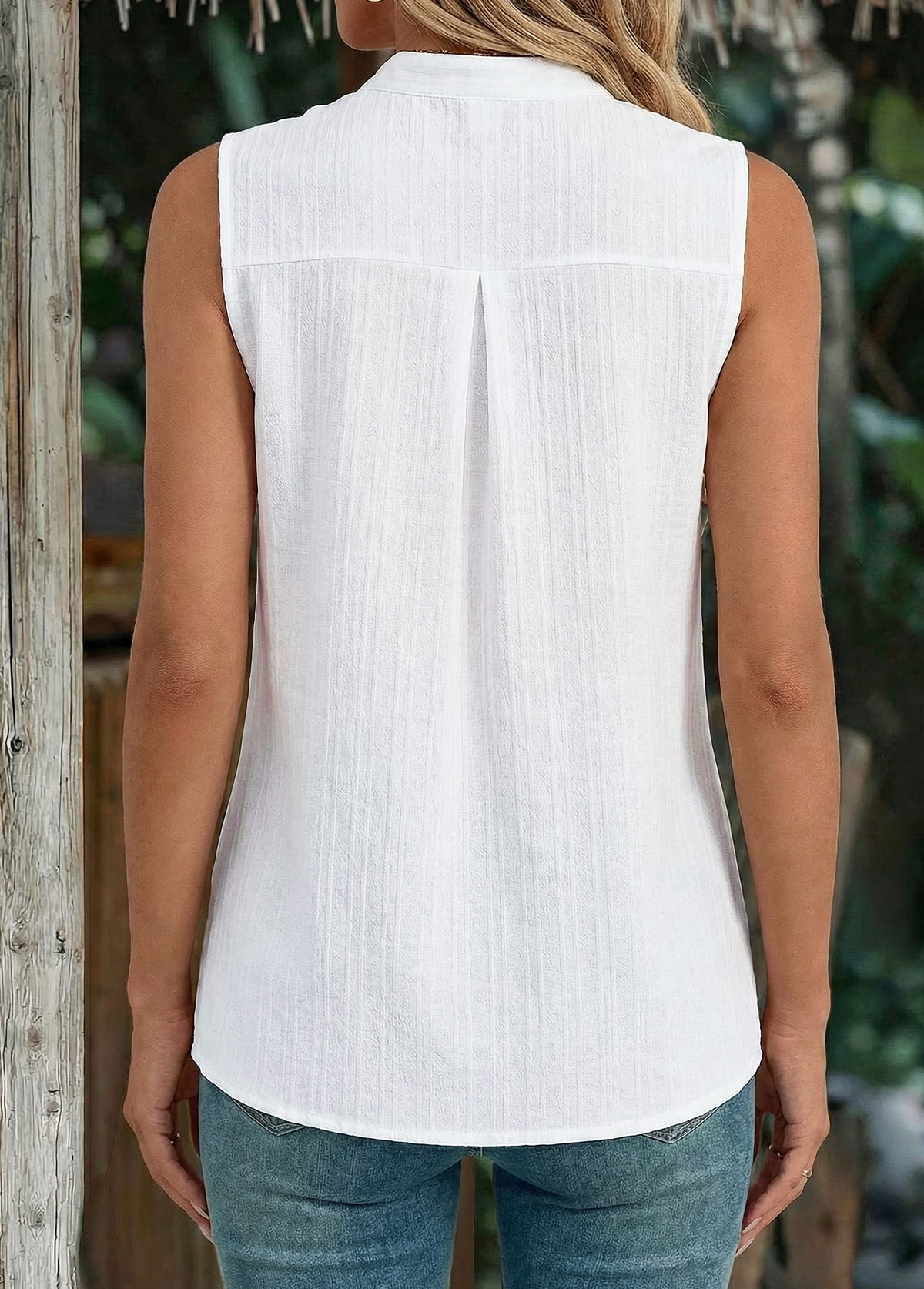 White Patchwork Sleeveless Split Neck Tank Top | picture 