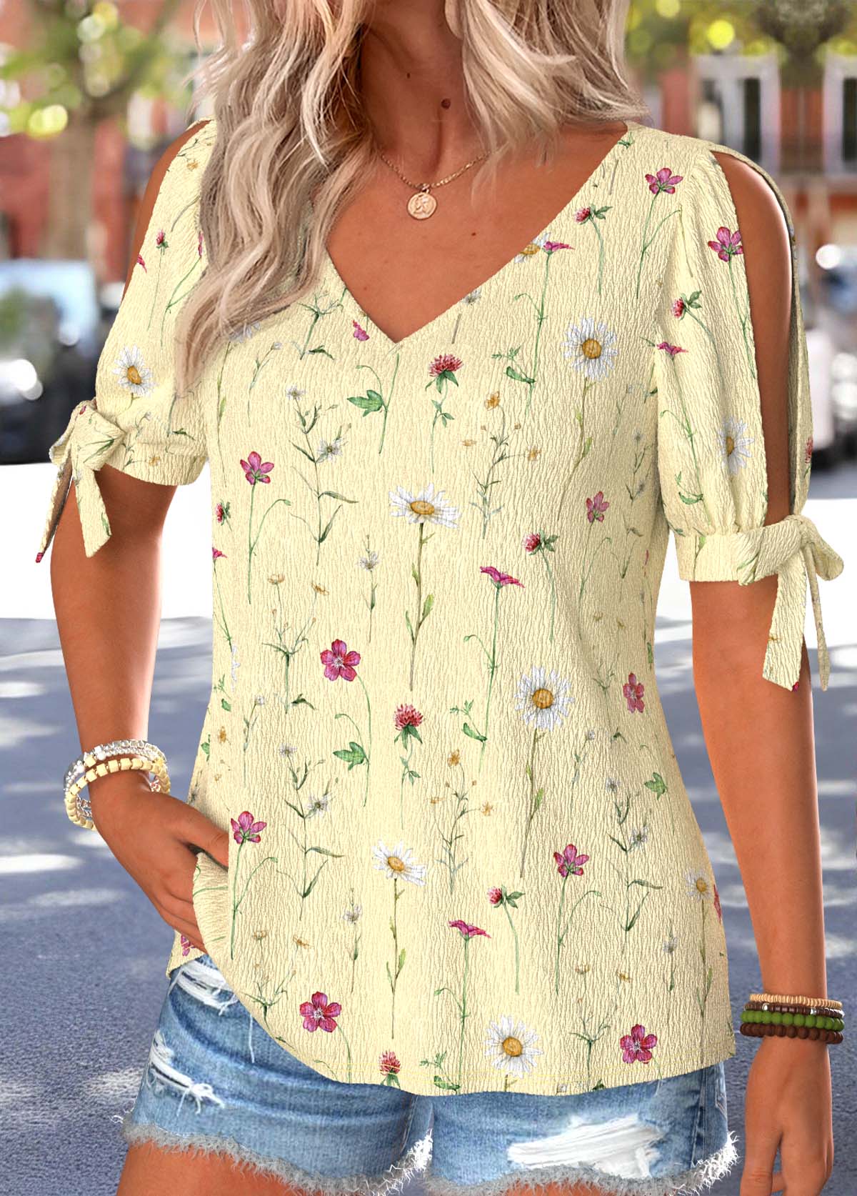Light Yellow Floral Print Tie Short Sleeve T Shirt | picture 