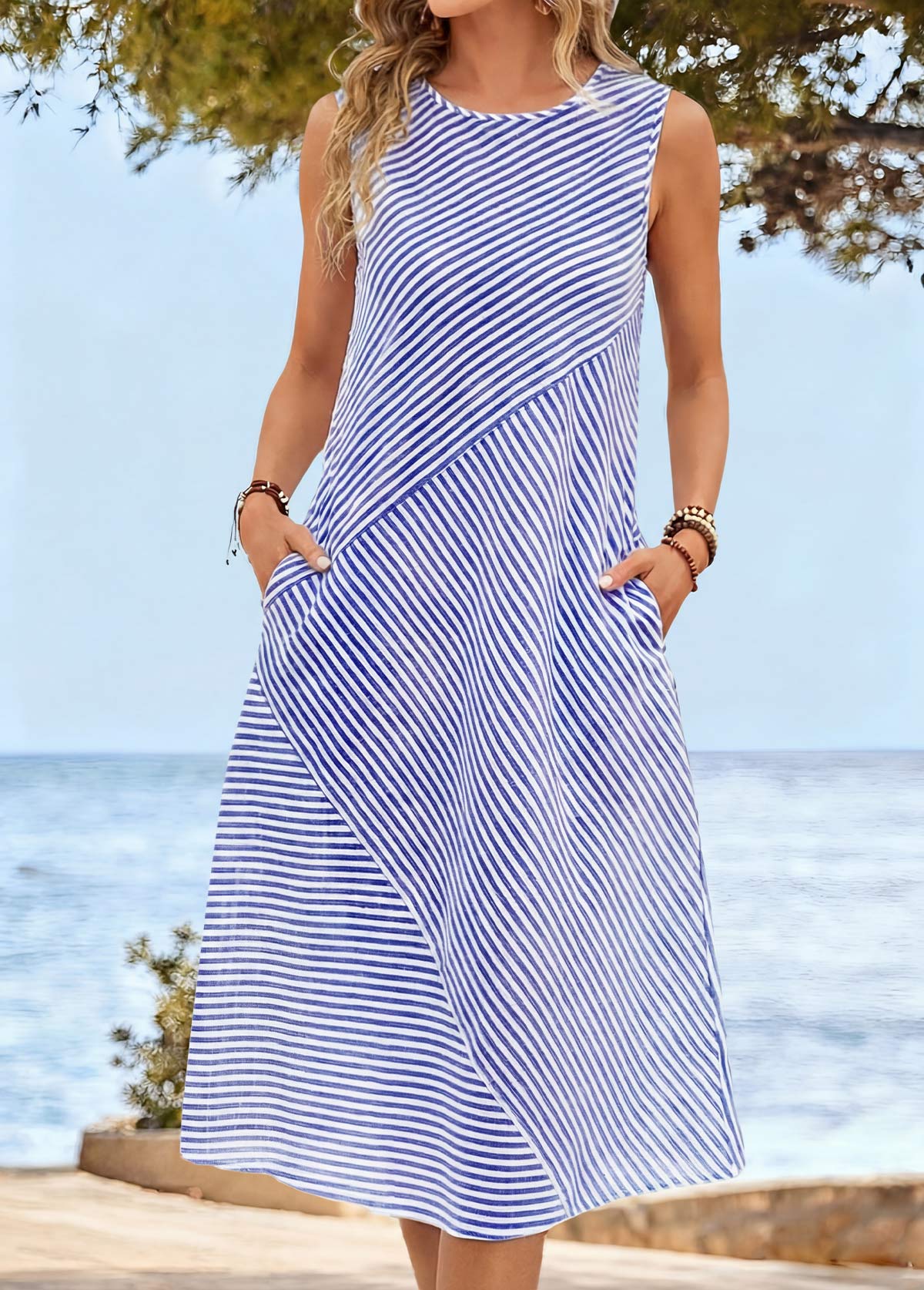 Blue Striped Patchwork Sleeveless Round Neck Dress | picture 