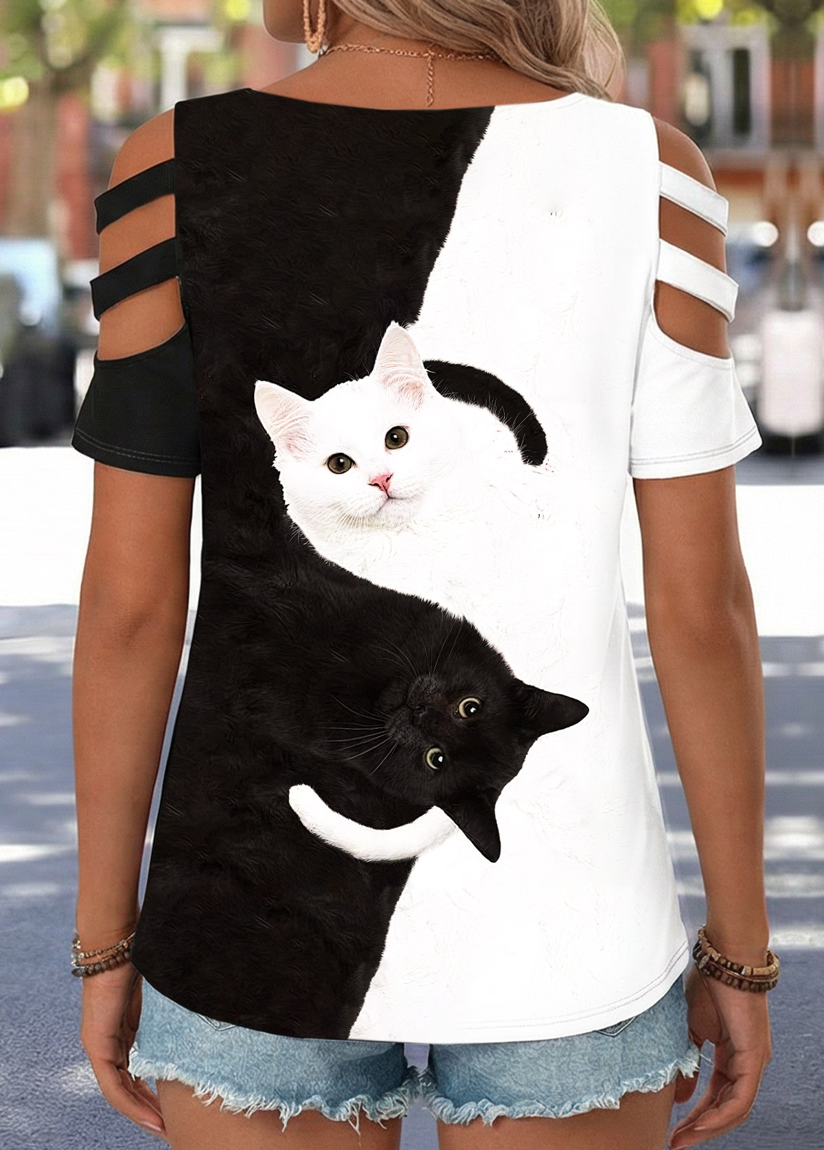 Black Animal Print Curved Hem Short Sleeve T Shirt | picture 