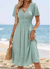 Light Green Ditsy Floral Print Shirred Short Sleeve Dress