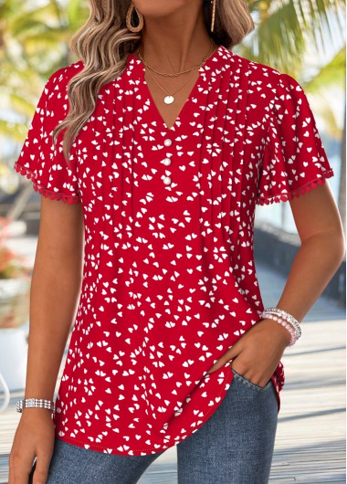 women clothes image of Red Heart Print Curved Hem Short Sleeve T Shirt
