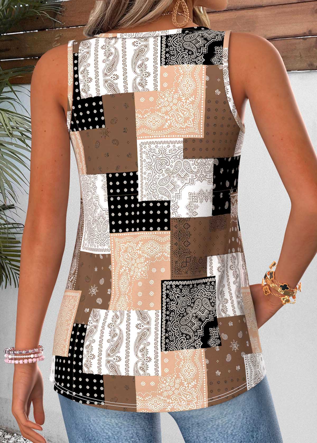 Multi Color Tribal Print Curved Hem Sleeveless Tank Top | picture 