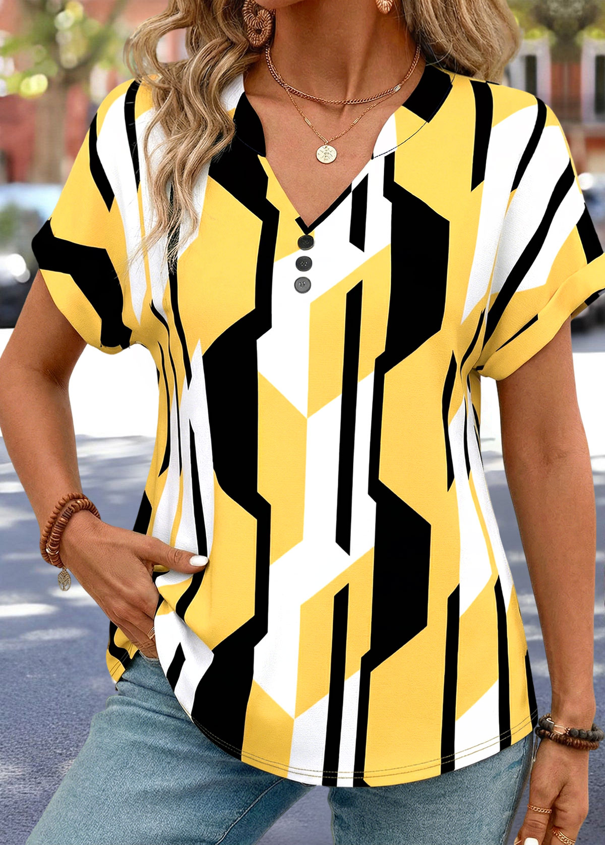 Yellow Geometric Print Split Short Sleeve T Shirt | picture 