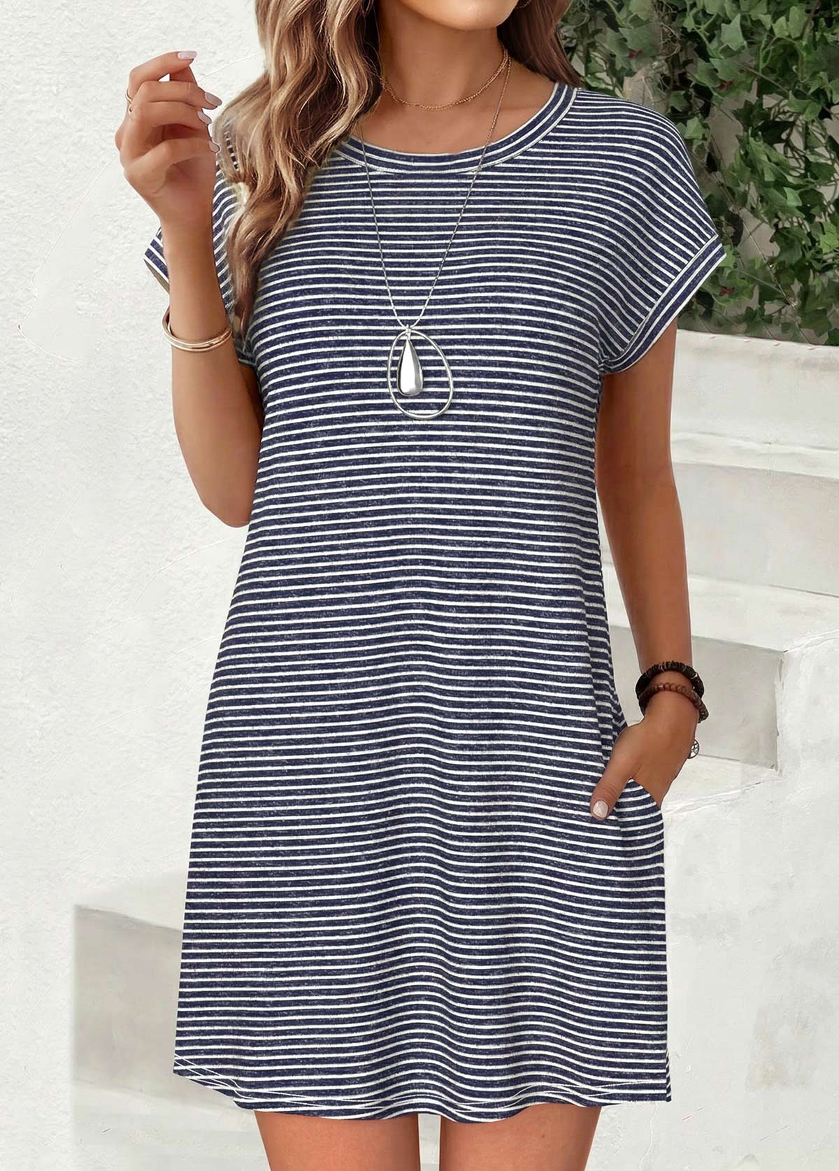 Navy Striped Short Double Side Pockets Round Neck Dress | picture 