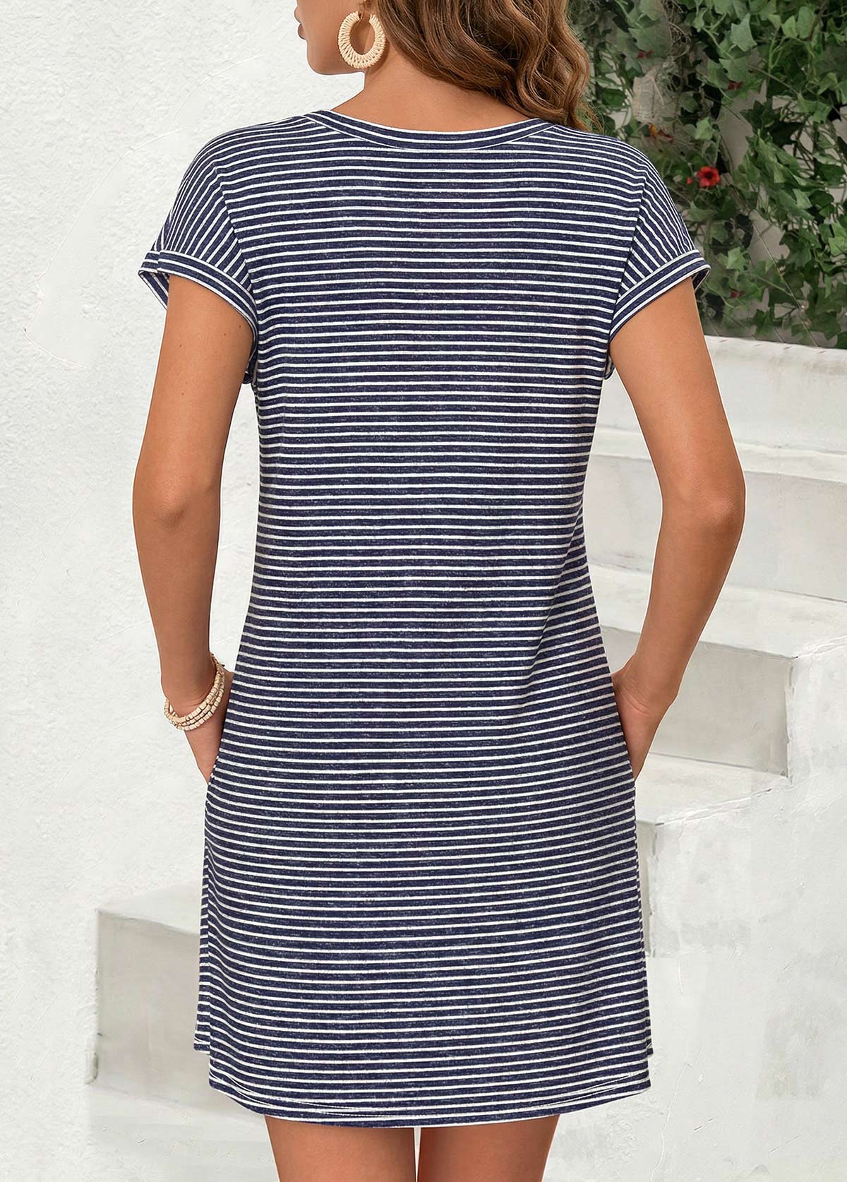 Navy Striped Short Double Side Pockets Round Neck Dress | picture 