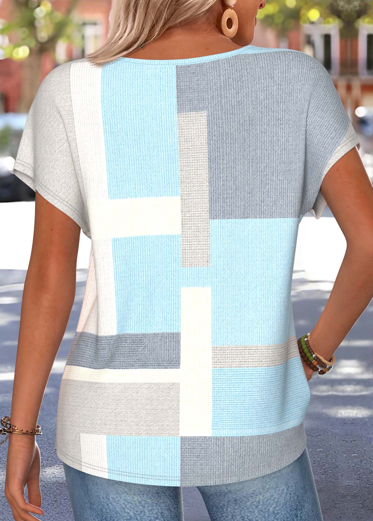 Blue Geometric Print Short Sleeve Round Neck T Shirt | picture 