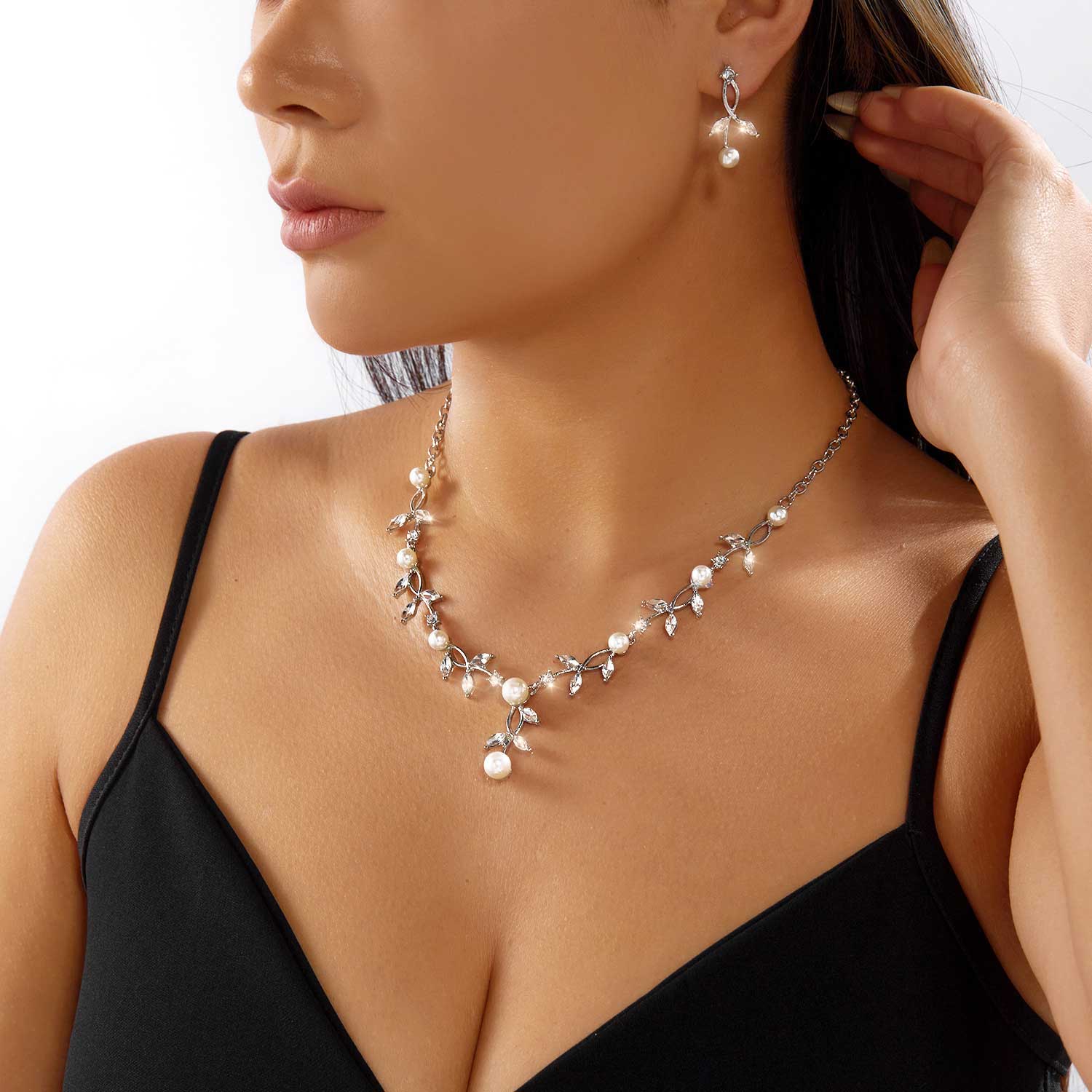 Silver Color Rhinestone Earrings and Necklace | picture 