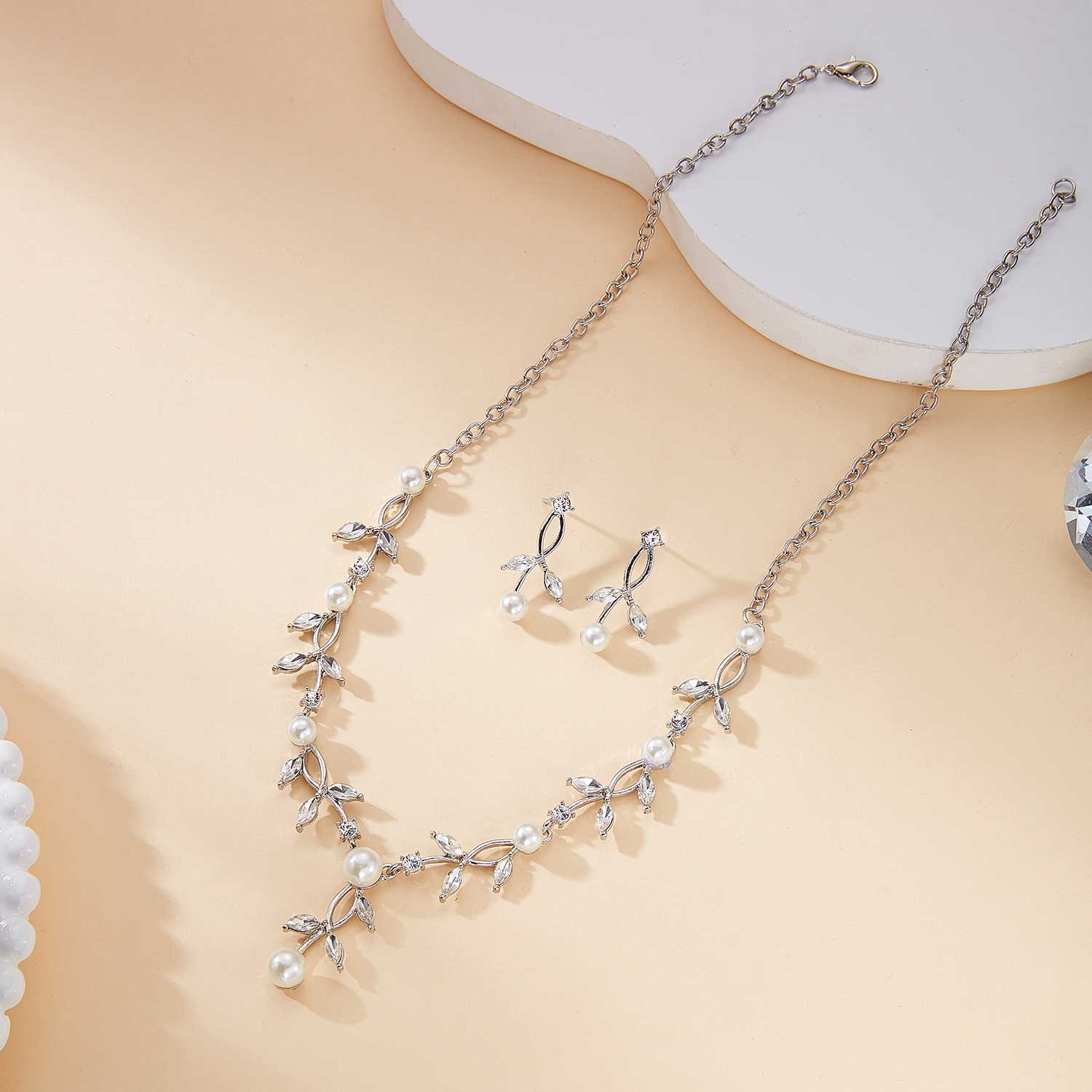 Silver Color Rhinestone Earrings and Necklace | picture 