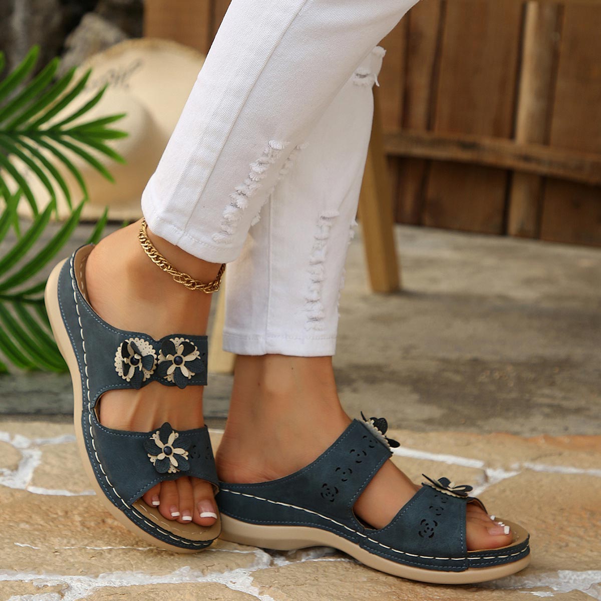 Navy Color Round Toe Falt Sandals | picture 