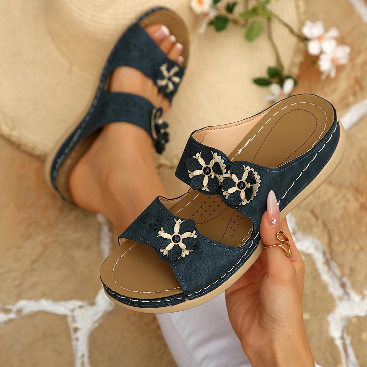 Navy Color Round Toe Falt Sandals | picture 