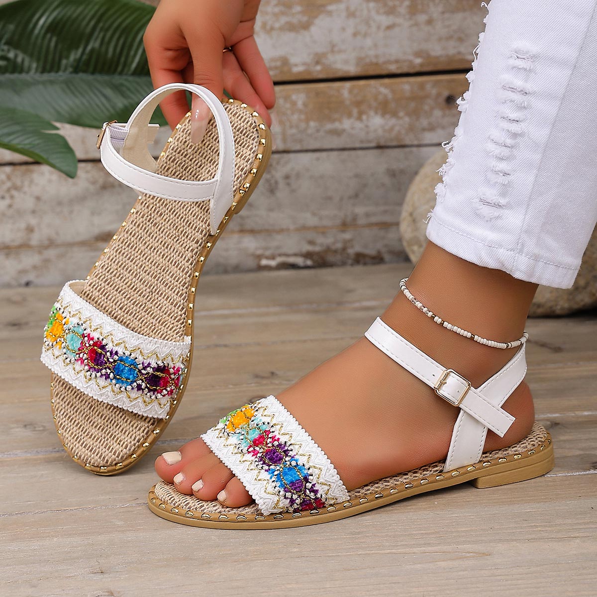 White Tribal Print Round Toe Falt Sandals | picture 