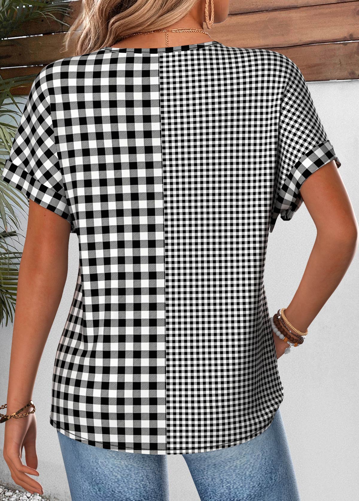 Black Plaid Tummy Coverage Short Sleeve T Shirt | picture 